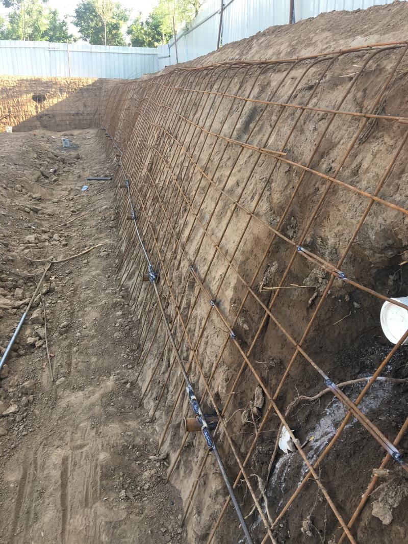 唐山古冶区边坡加固